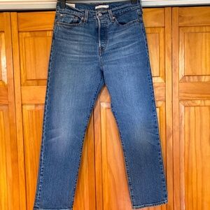 Levi's Wedgie Straight Leg Jeans Size W29 L28 Button Fly High Rise